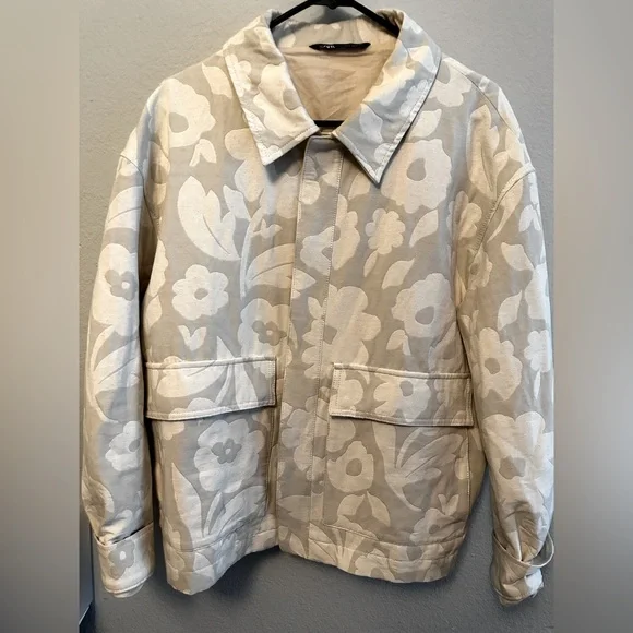Zara White Floral Print Jacquard Jacket